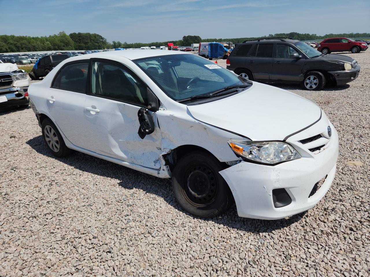 2011 Toyota Corolla Le White vin: JTDBU4EE7B9149481