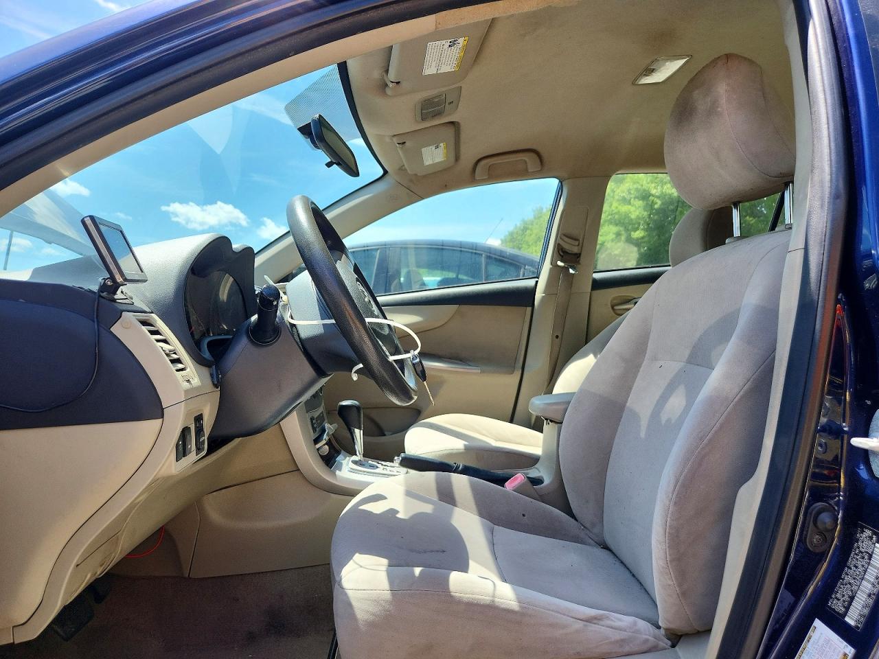 2012 Toyota Corolla Le Blue vin: JTDBU4EE7C9173815