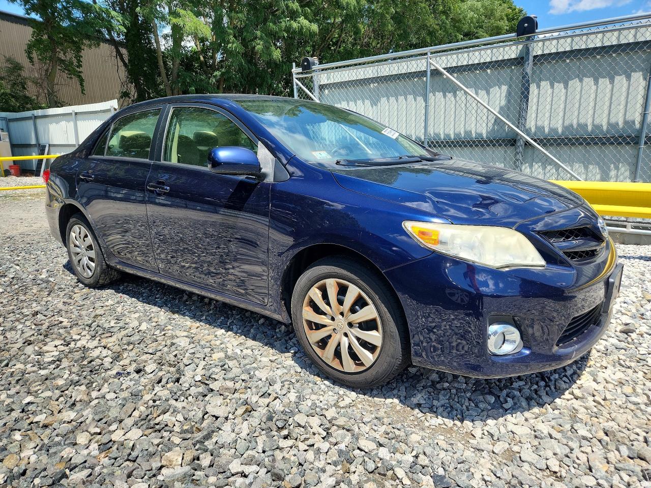 2012 Toyota Corolla Le Blue vin: JTDBU4EE7C9173815