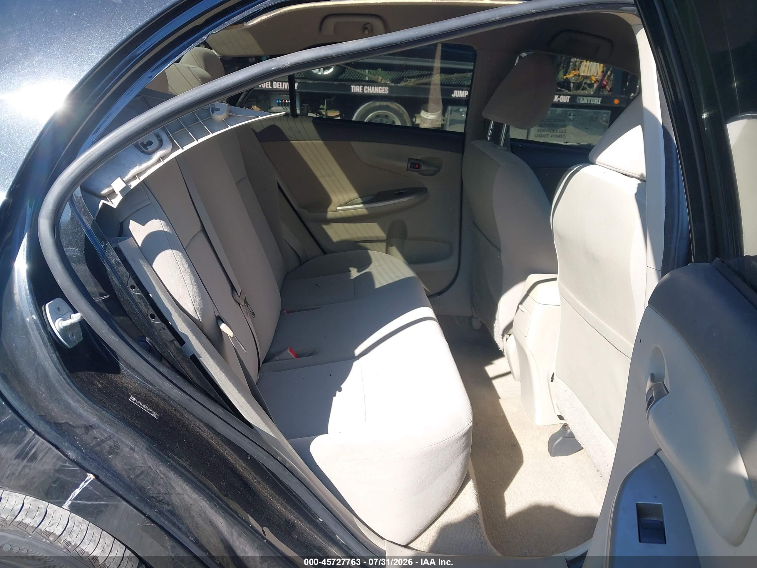 2010 Toyota Corolla Le Black vin: JTDBU4EE8A9104077