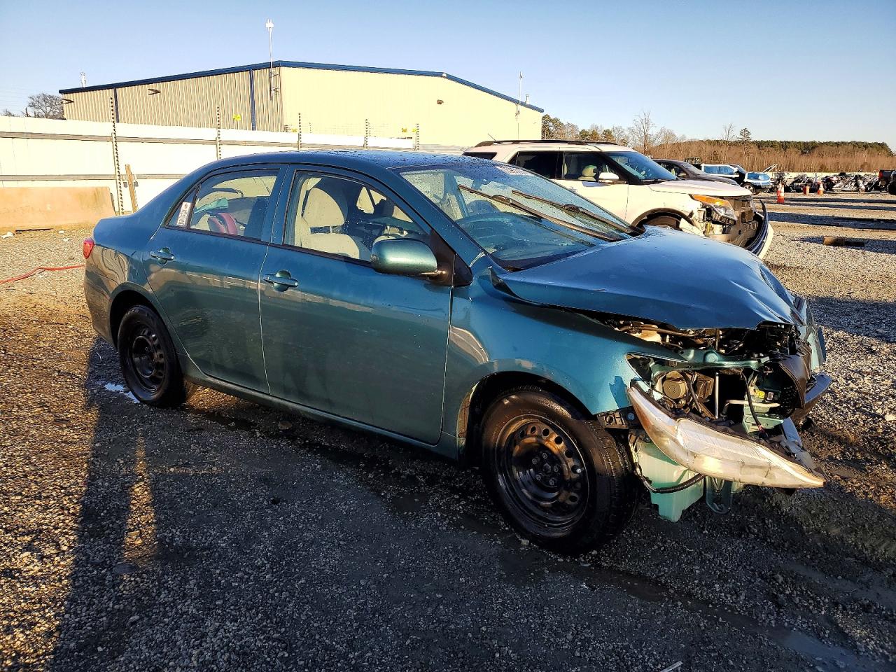 2010 Toyota Corolla Le Green vin: JTDBU4EE8A9117914
