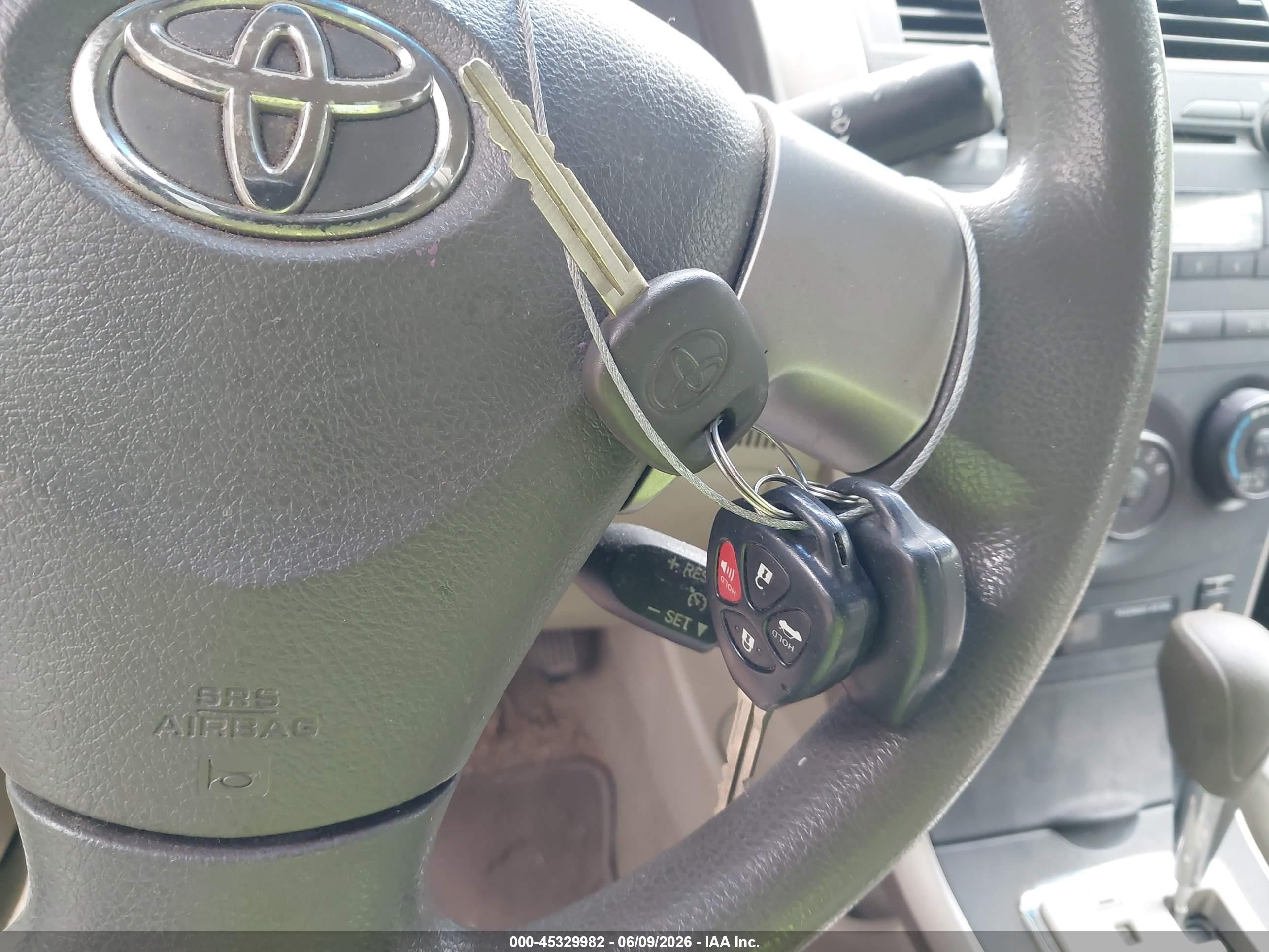 2010 Toyota Corolla Le Teal vin: JTDBU4EE8A9118738