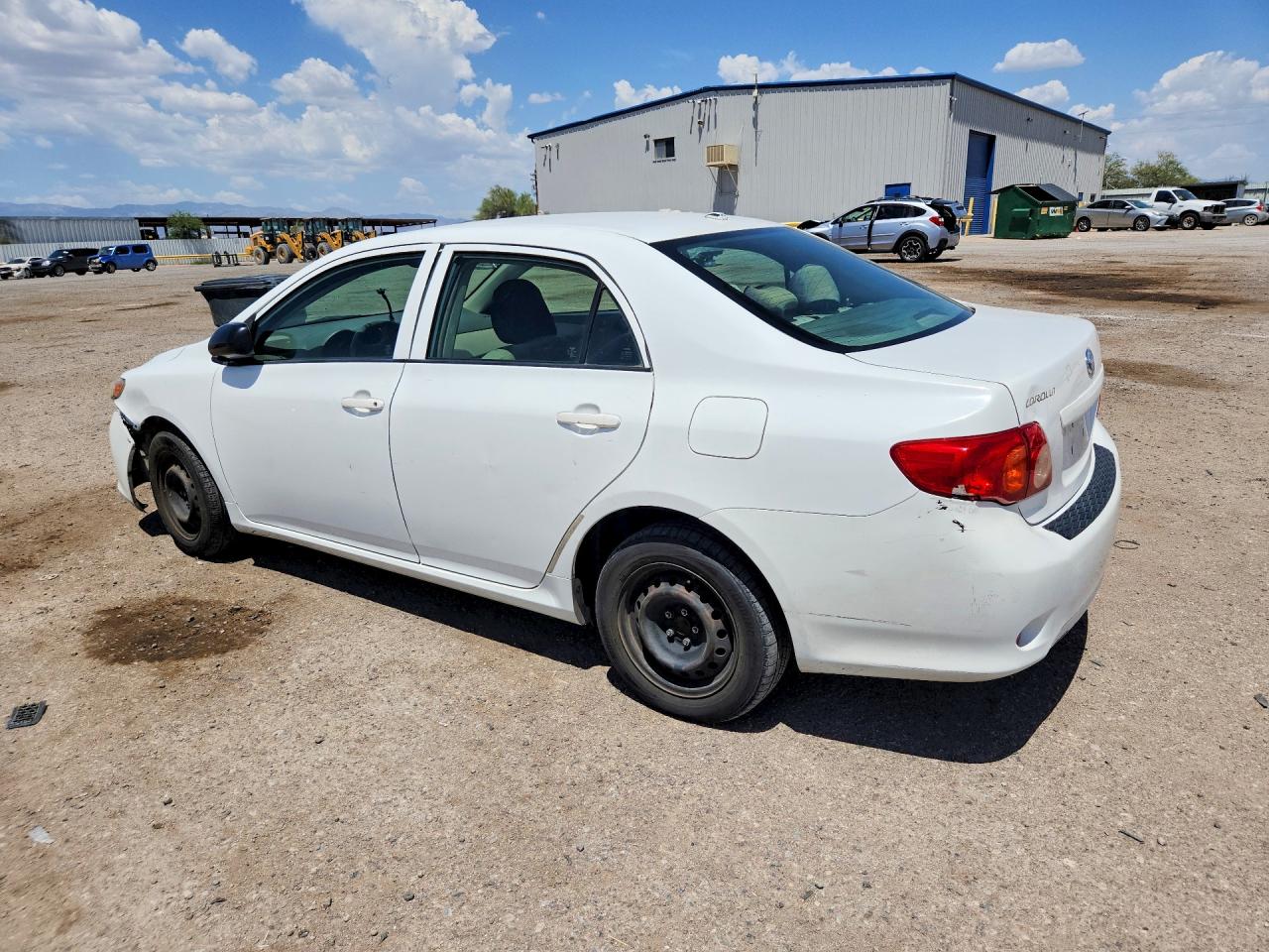 2010 Toyota Corolla Base White vin: JTDBU4EE8AJ060239