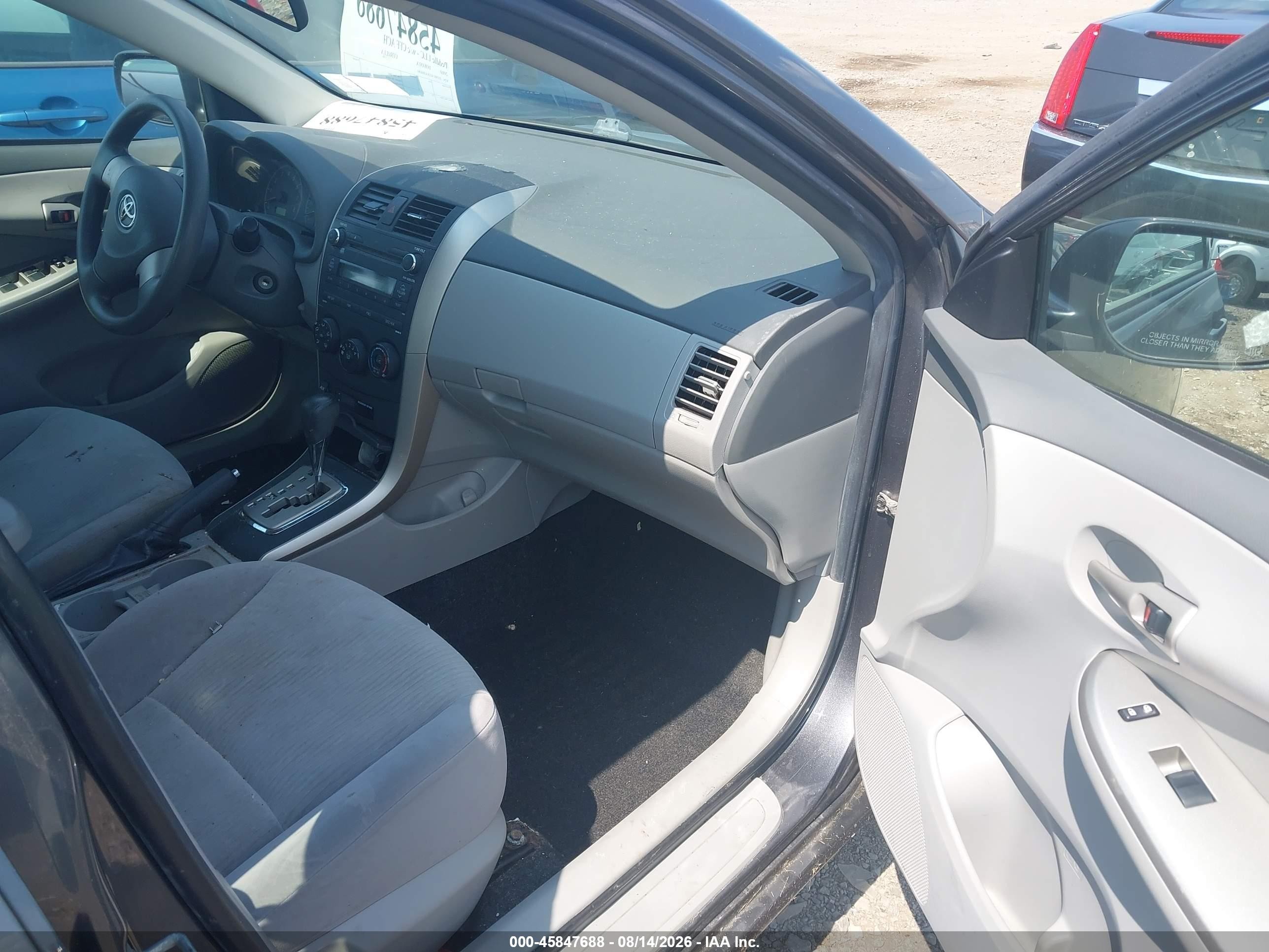 2010 Toyota Corolla Le Gray vin: JTDBU4EE8AJ064081