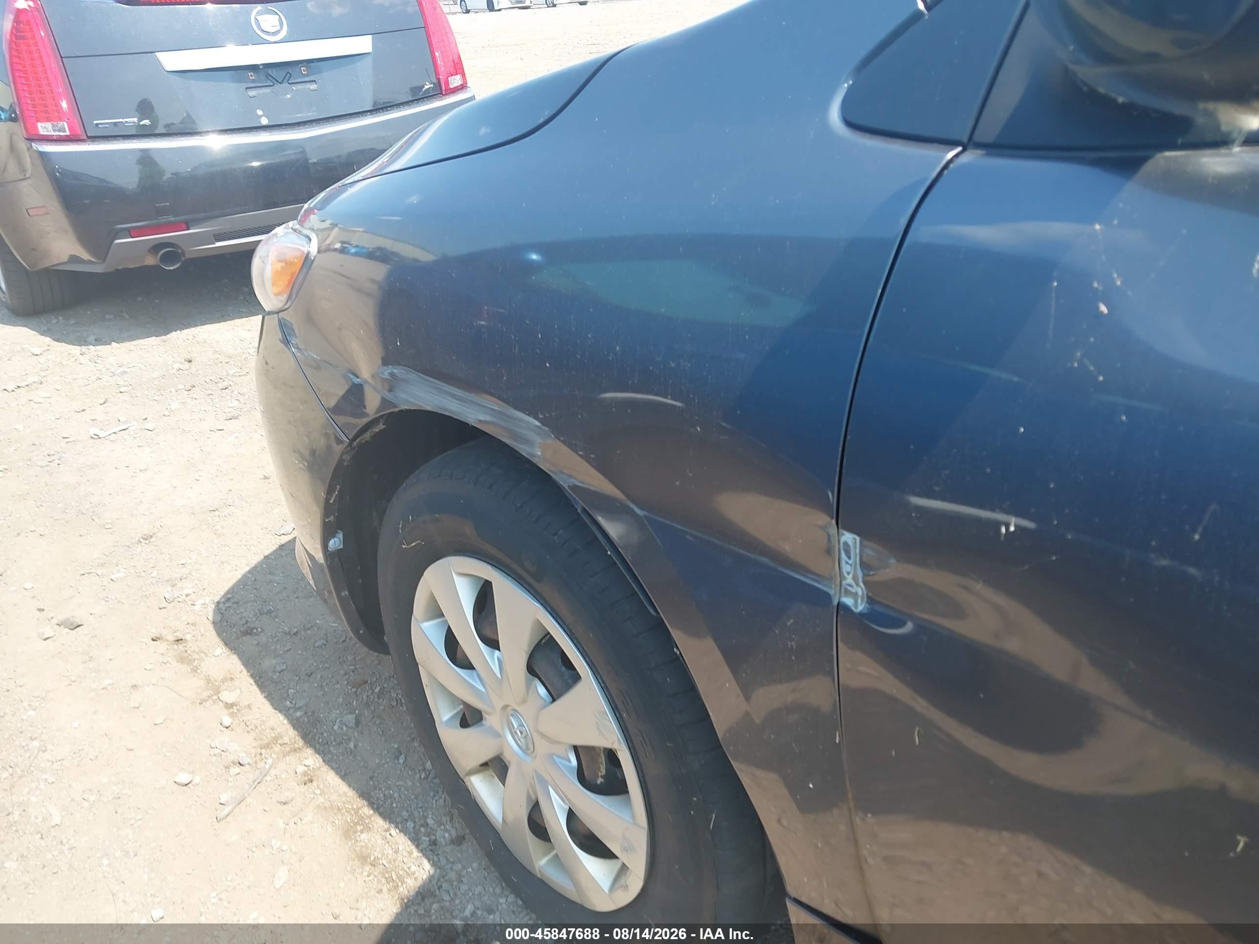 2010 Toyota Corolla Le Gray vin: JTDBU4EE8AJ064081