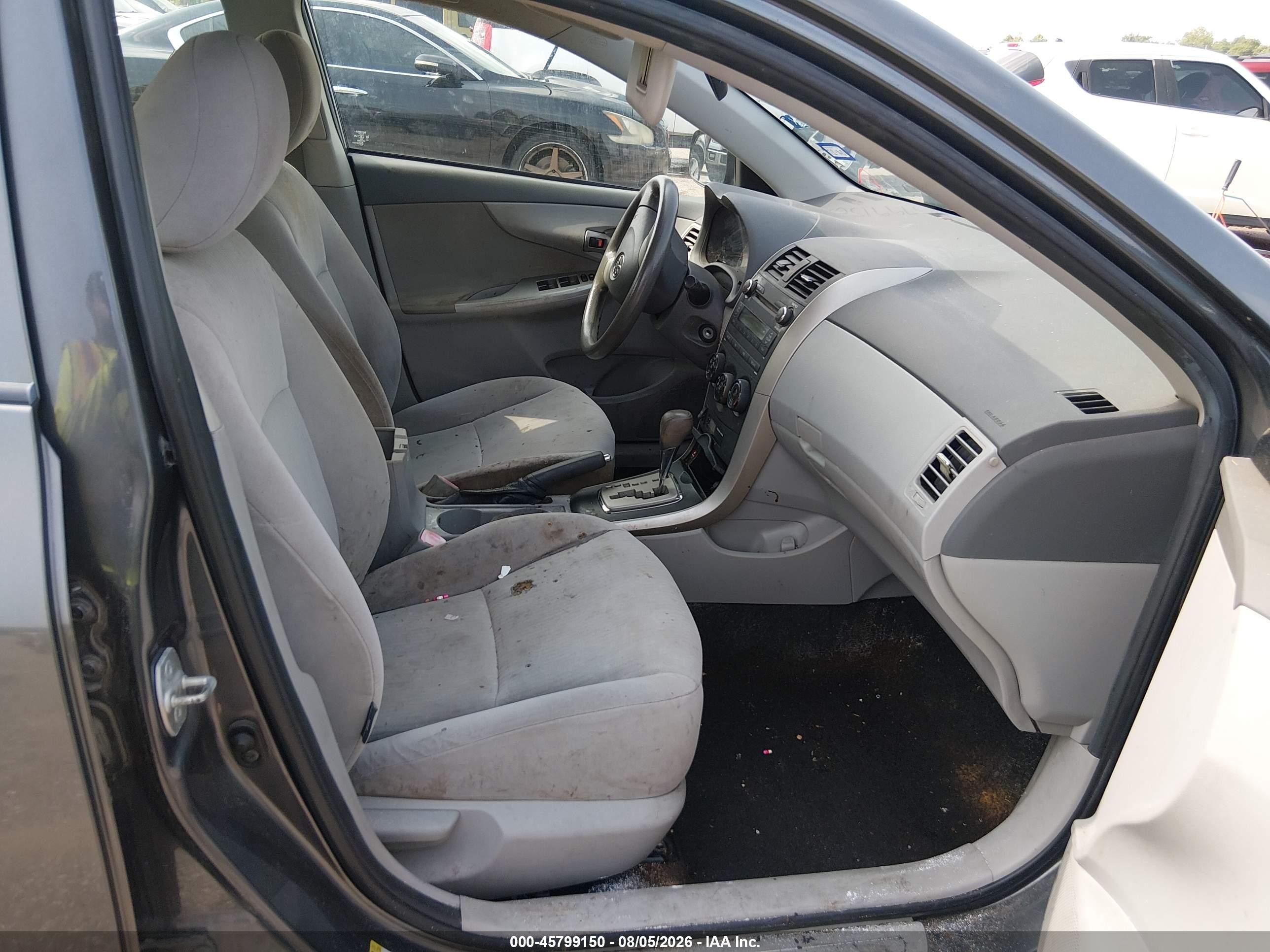 2010 Toyota Corolla Le Серый vin: JTDBU4EE8AJ079485