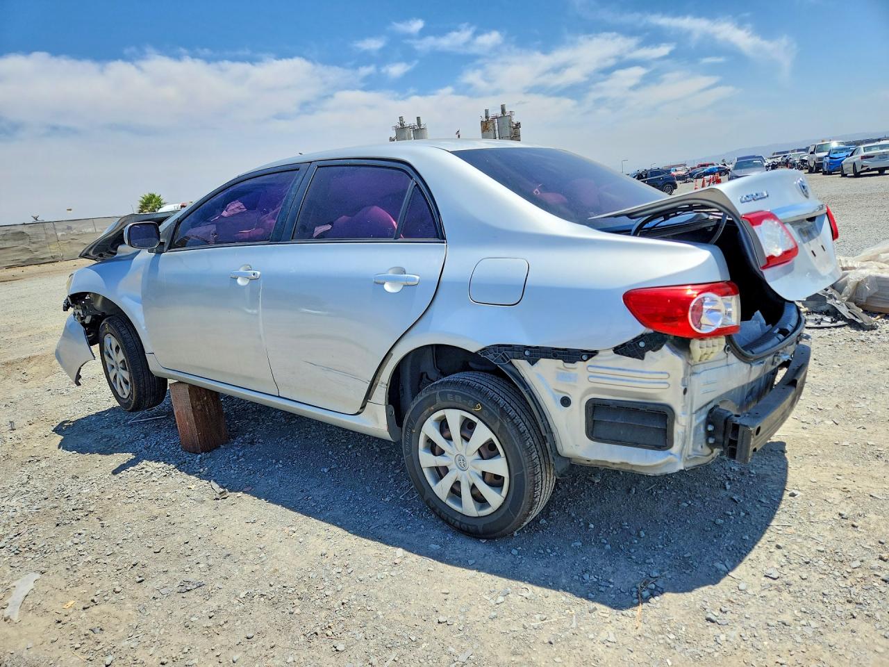 2011 Toyota Corolla Le Серебряный vin: JTDBU4EE8B9124203