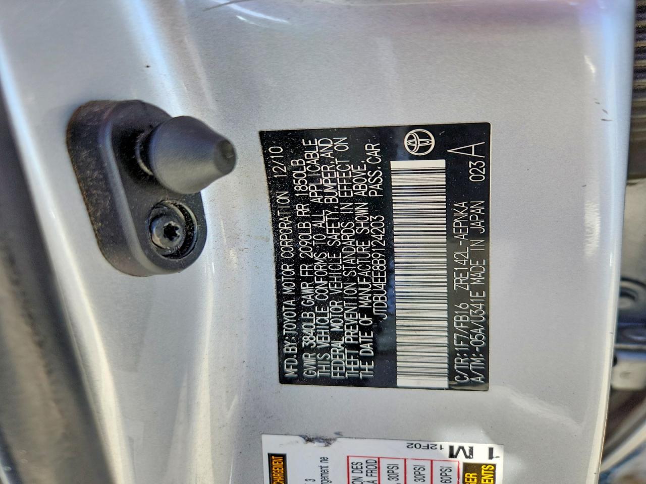 2011 Toyota Corolla Le Серебряный vin: JTDBU4EE8B9124203