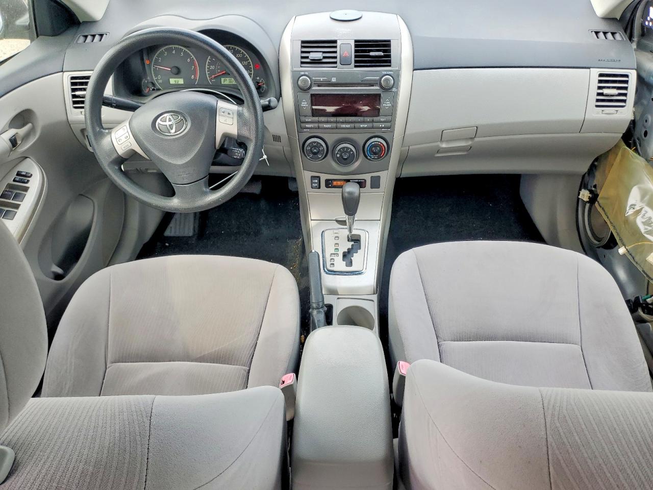 2011 Toyota Corolla Le Серебряный vin: JTDBU4EE8B9126873