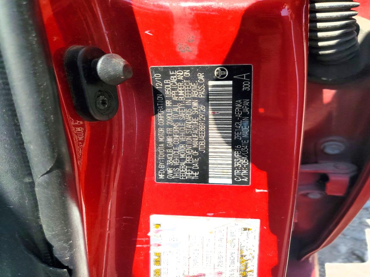 2011 Toyota Corolla Le Red vin: JTDBU4EE8B9129126