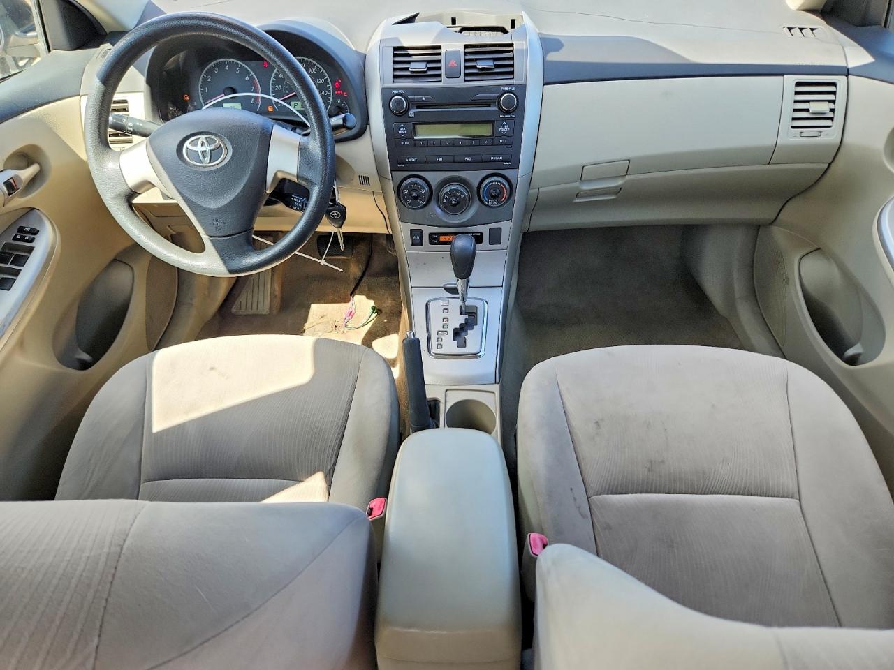 2011 Toyota Corolla Le Золотой vin: JTDBU4EE8B9135427