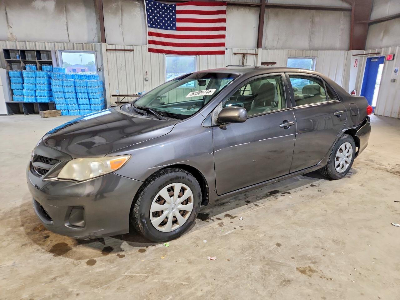 2011 Toyota Corolla Le Gray vin: JTDBU4EE8B9135962