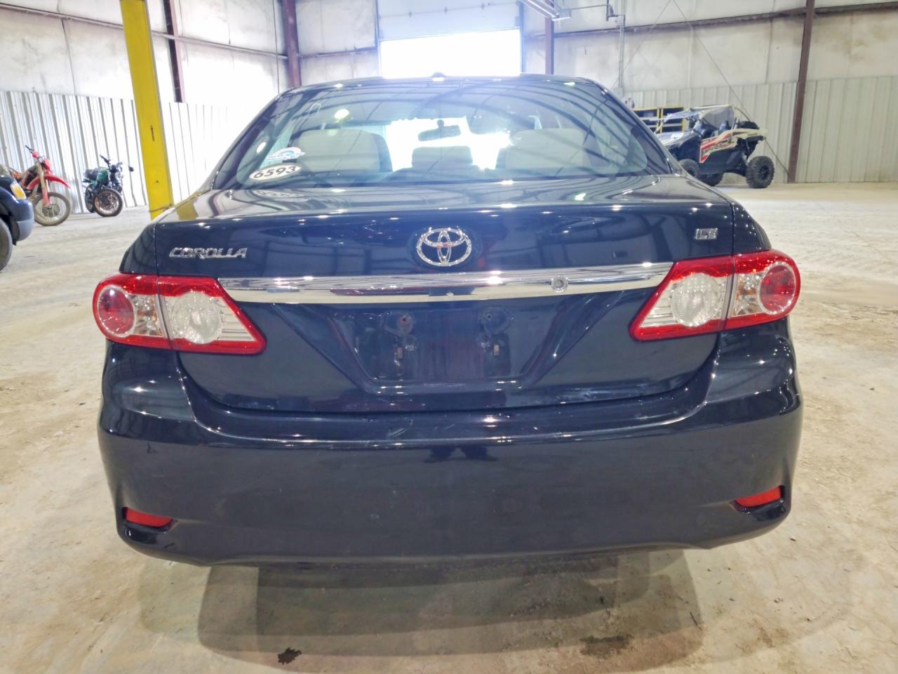2011 Toyota Corolla Le Black vin: JTDBU4EE8B9145035