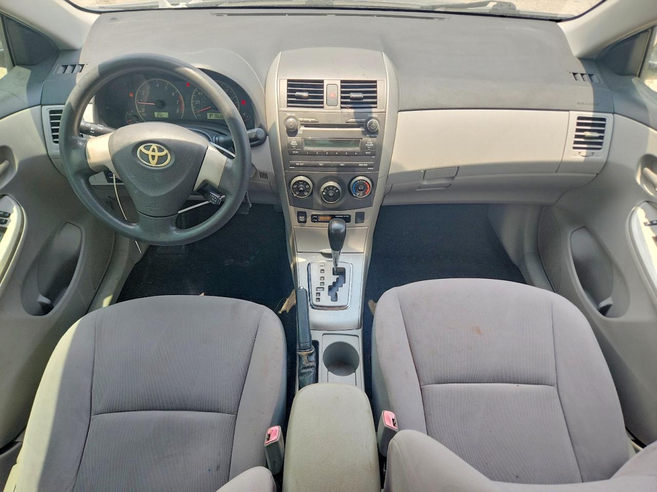 2011 Toyota Corolla Le Gray vin: JTDBU4EE8B9146976