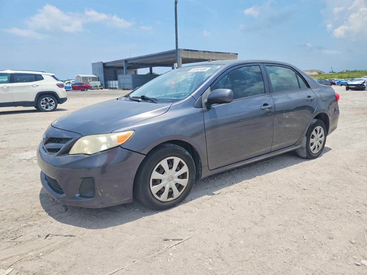 2011 Toyota Corolla Le Gray vin: JTDBU4EE8B9146976