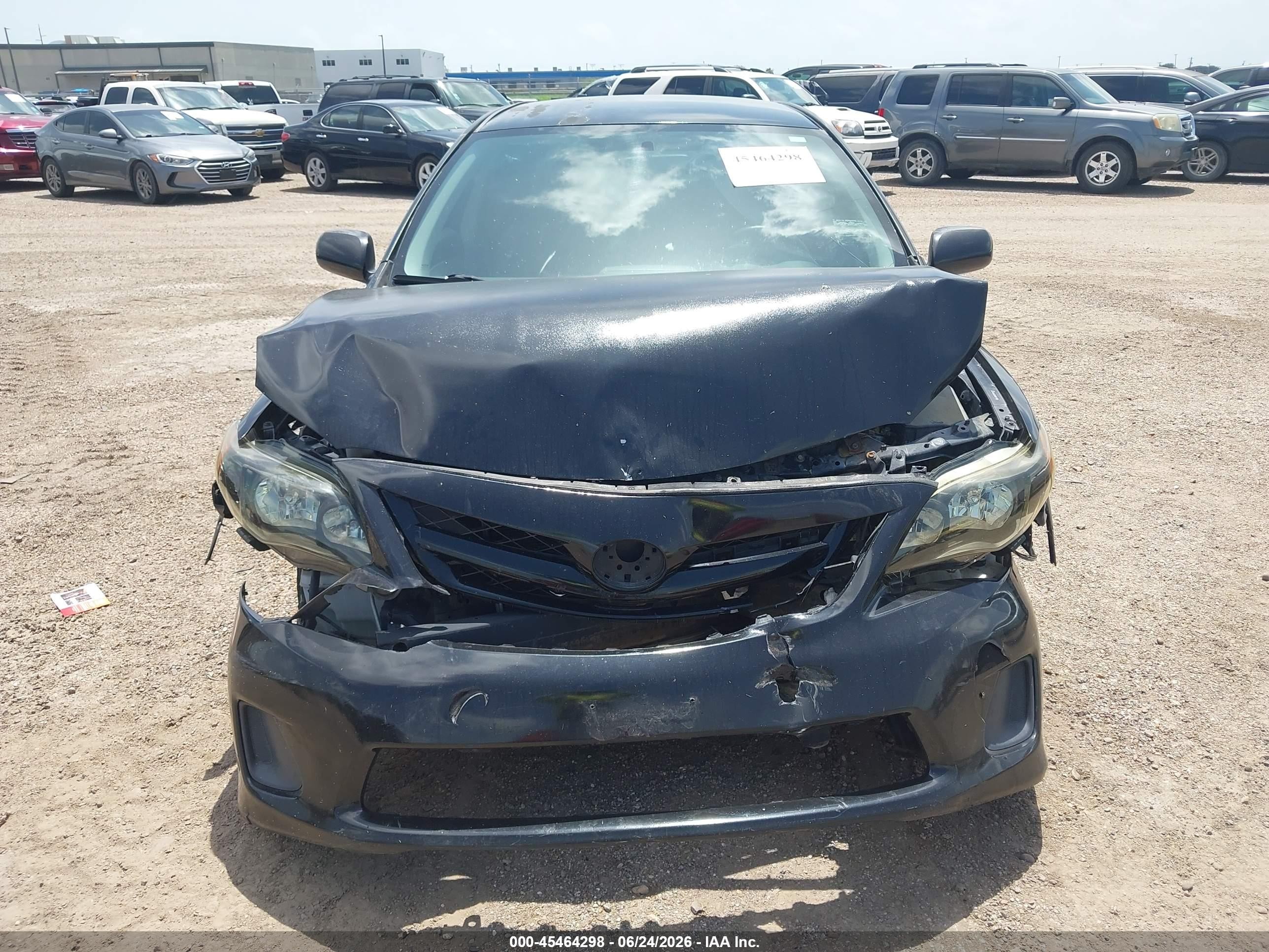 2011 Toyota Corolla Le Black vin: JTDBU4EE8B9164121
