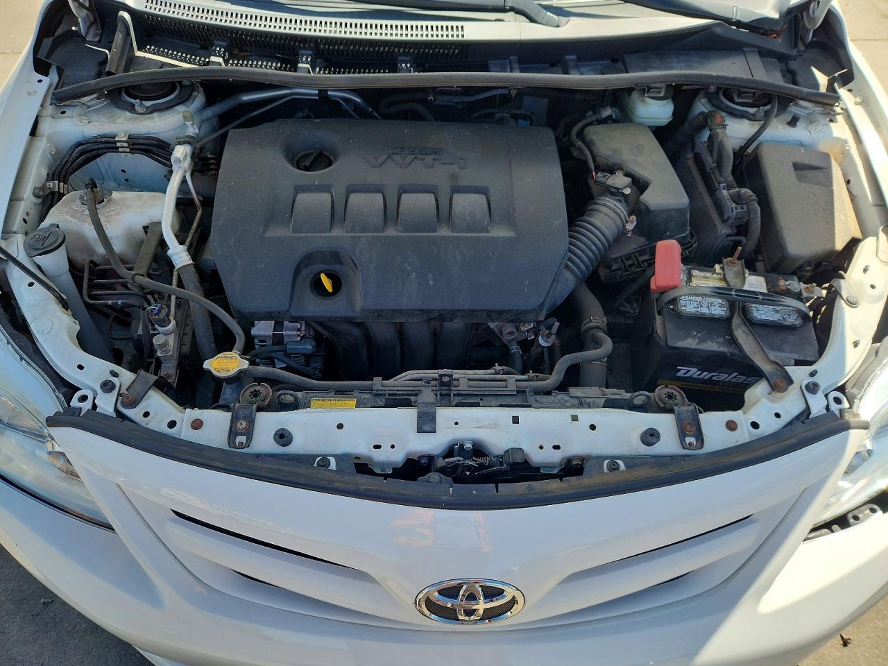 2011 Toyota Corolla Le White vin: JTDBU4EE8BJ089452