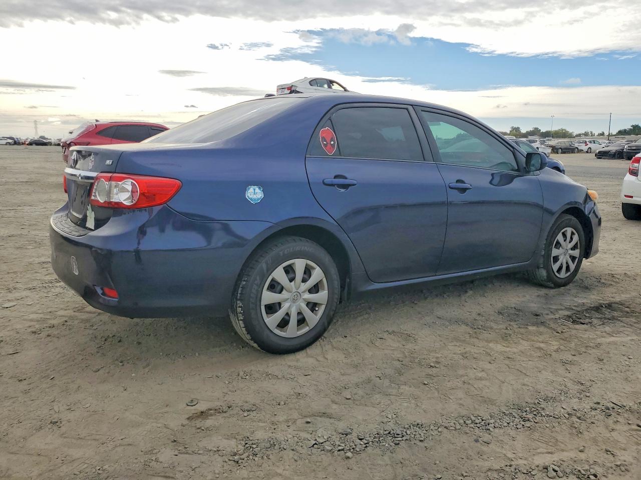 2011 Toyota Corolla Le Синий vin: JTDBU4EE8BJ090438