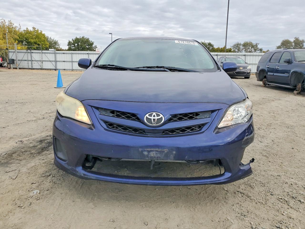 2011 Toyota Corolla Le Синий vin: JTDBU4EE8BJ090438