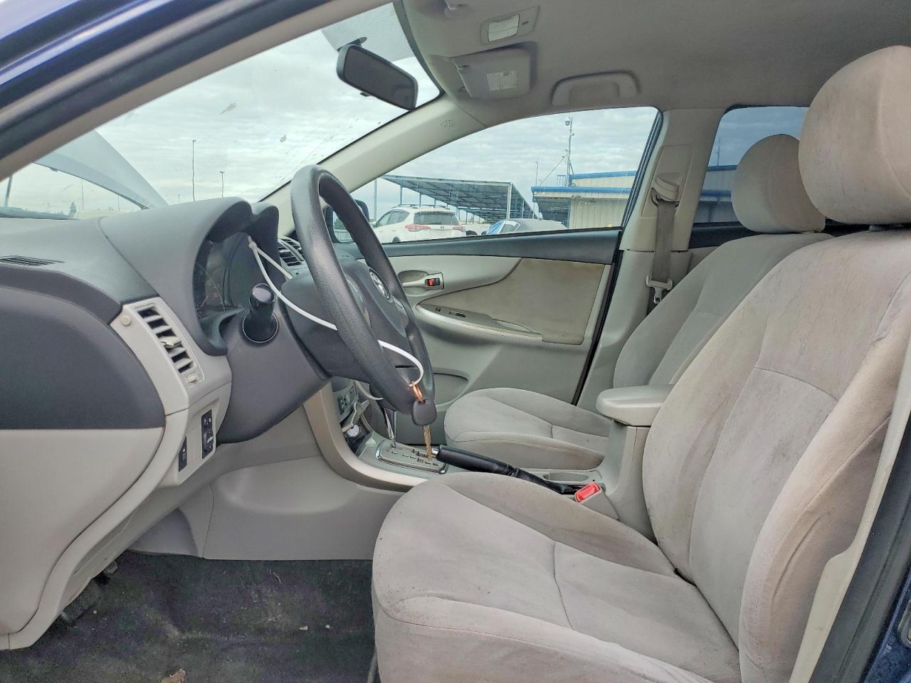 2011 Toyota Corolla Le Синий vin: JTDBU4EE8BJ090438