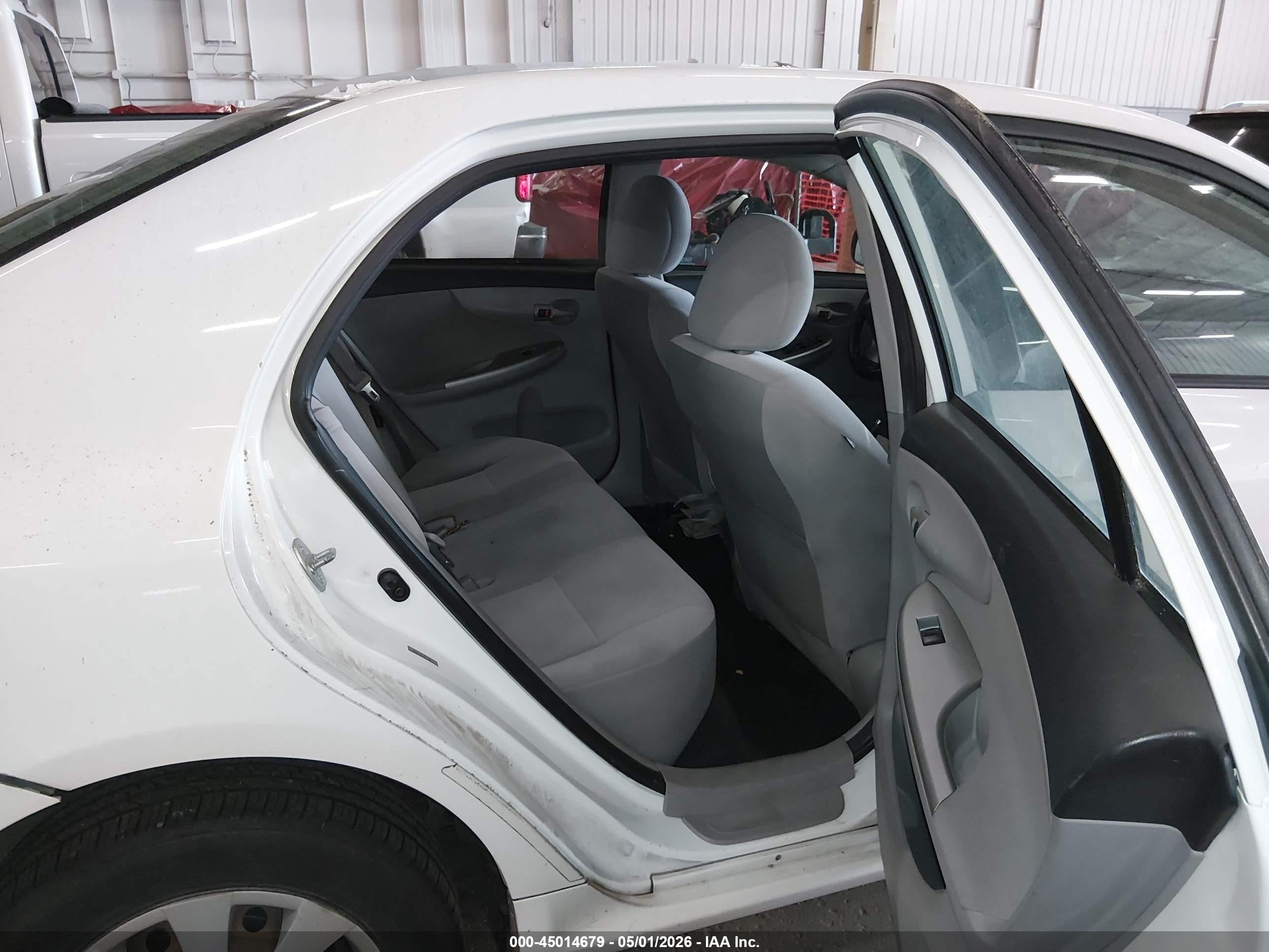 2011 Toyota Corolla Le Белый vin: JTDBU4EE8BJ103866