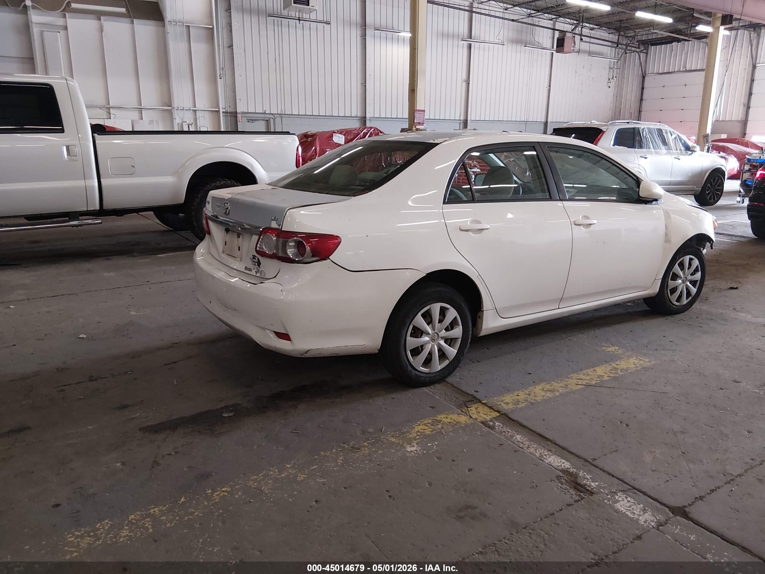 2011 Toyota Corolla Le Белый vin: JTDBU4EE8BJ103866