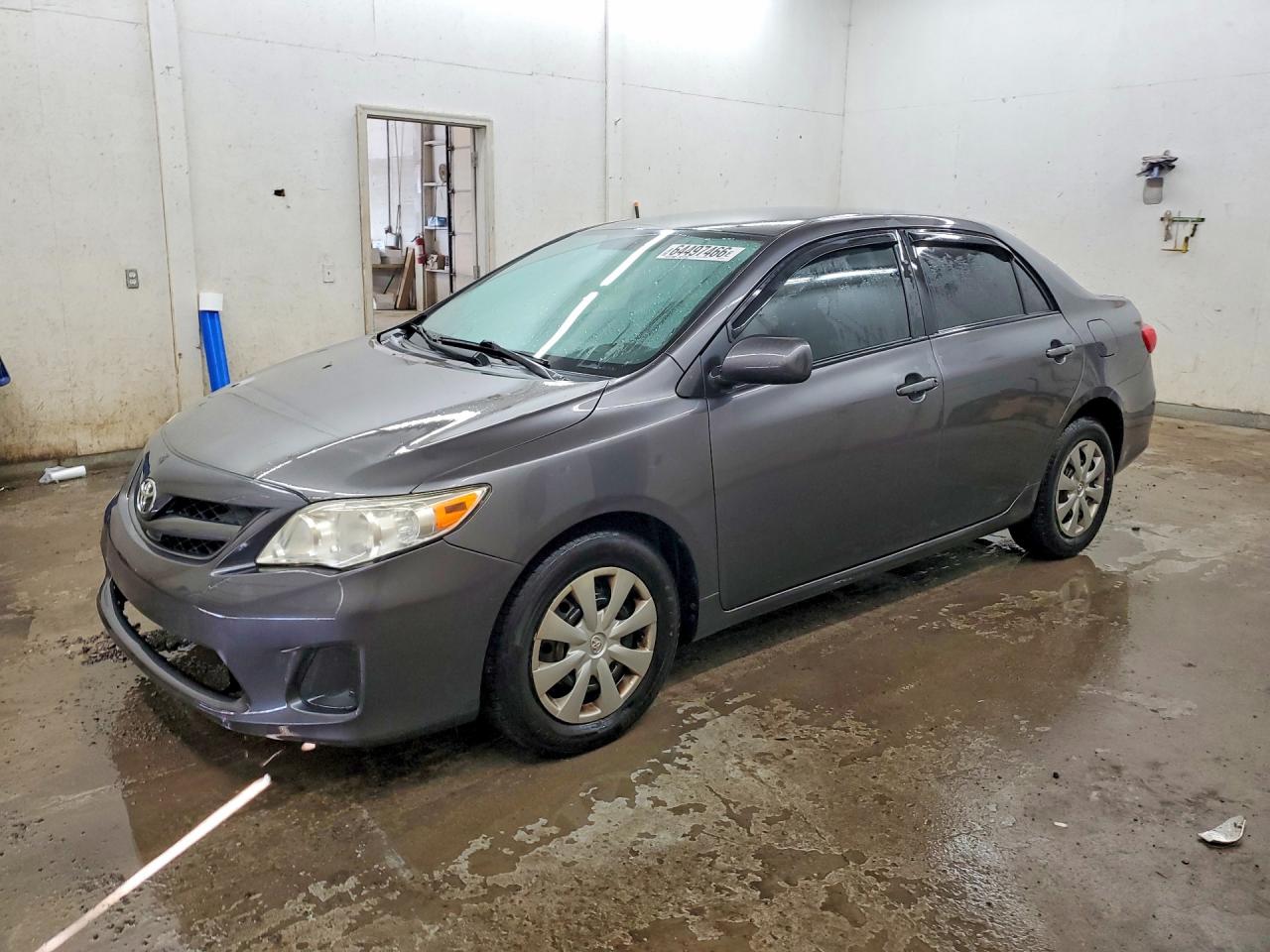 2011 Toyota Corolla Le Gray vin: JTDBU4EE8BJ105309