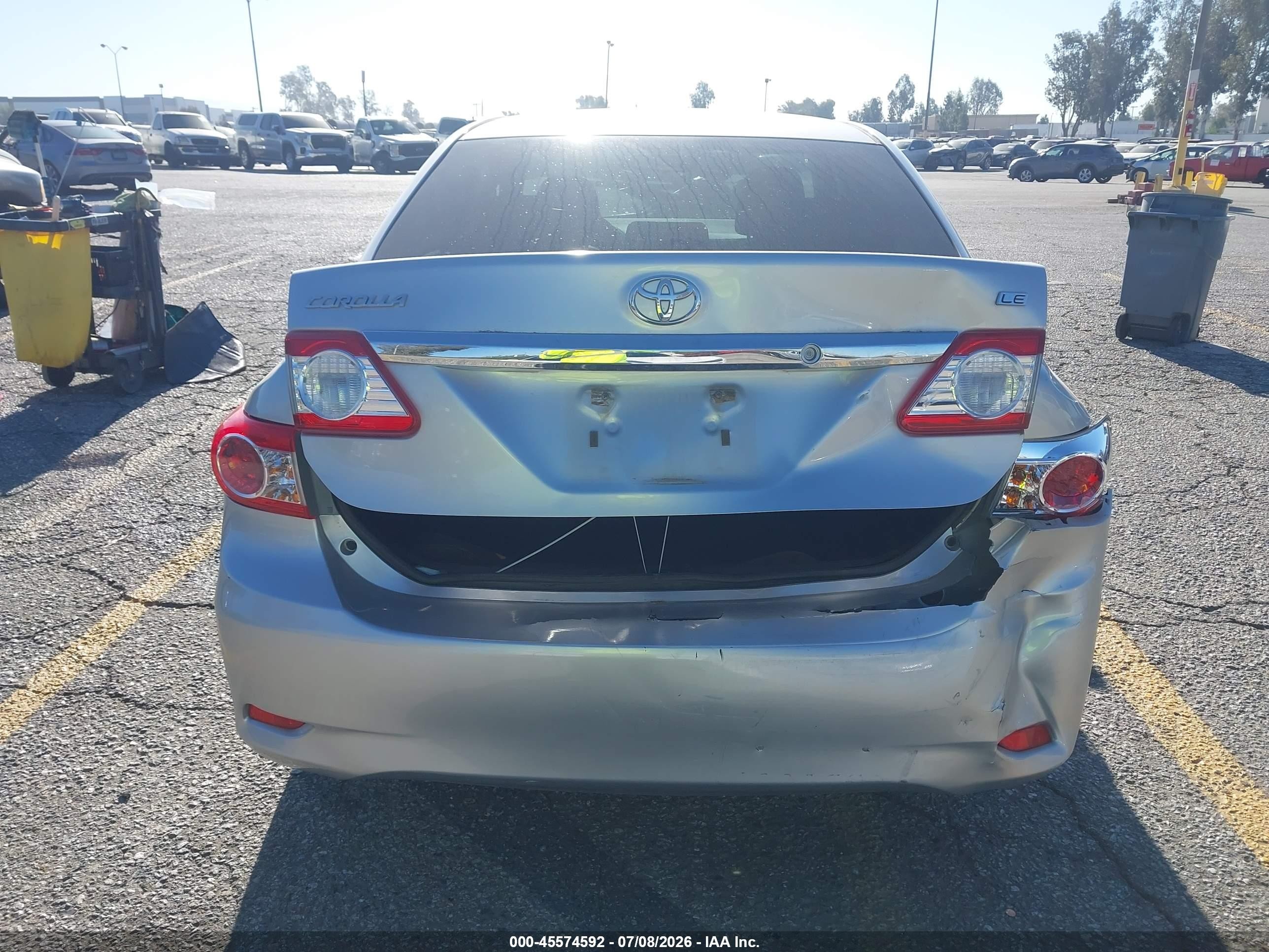2012 Toyota Corolla Le Silver vin: JTDBU4EE8C9172415