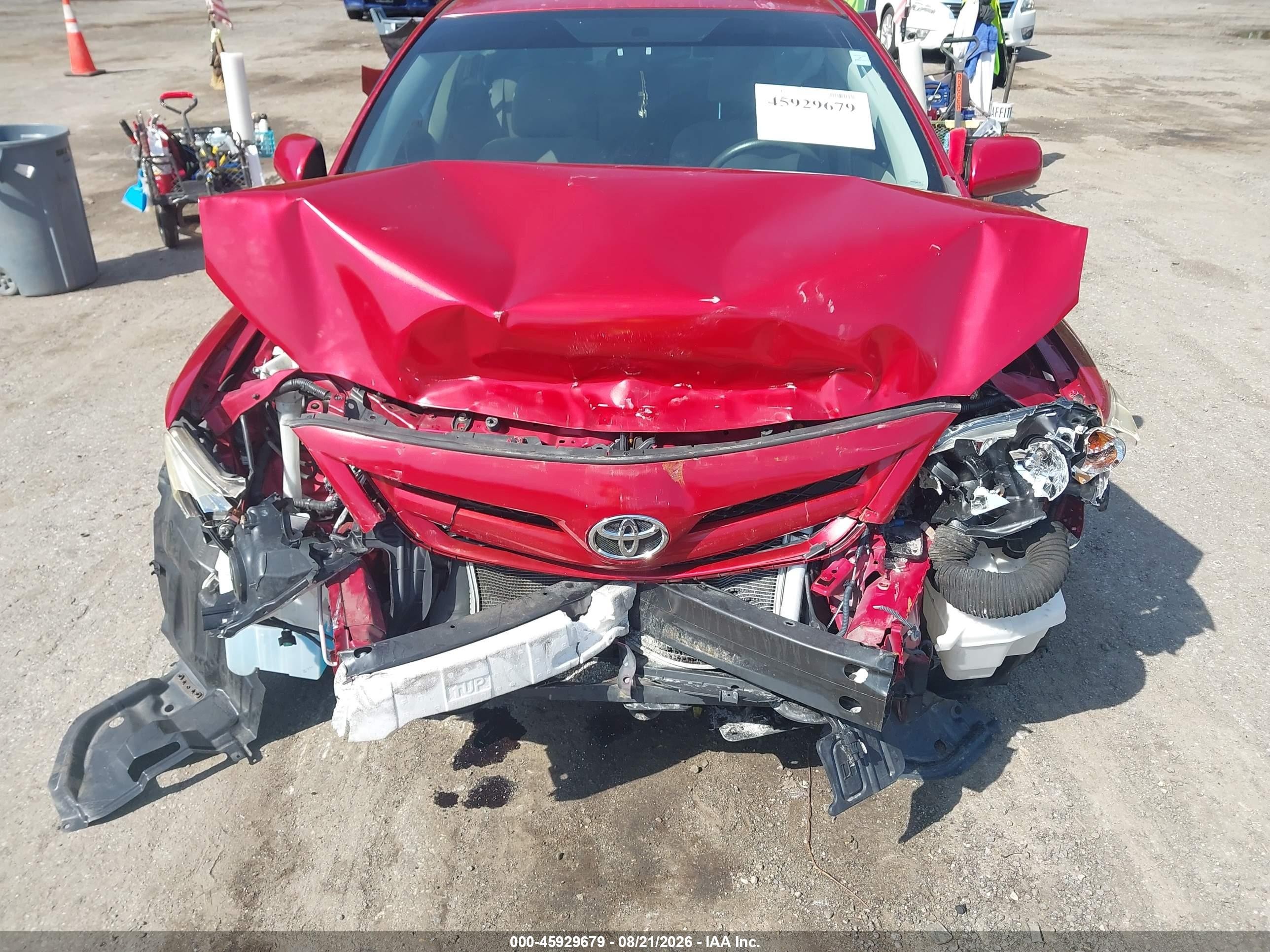 2012 Toyota Corolla Le Red vin: JTDBU4EE8C9180532