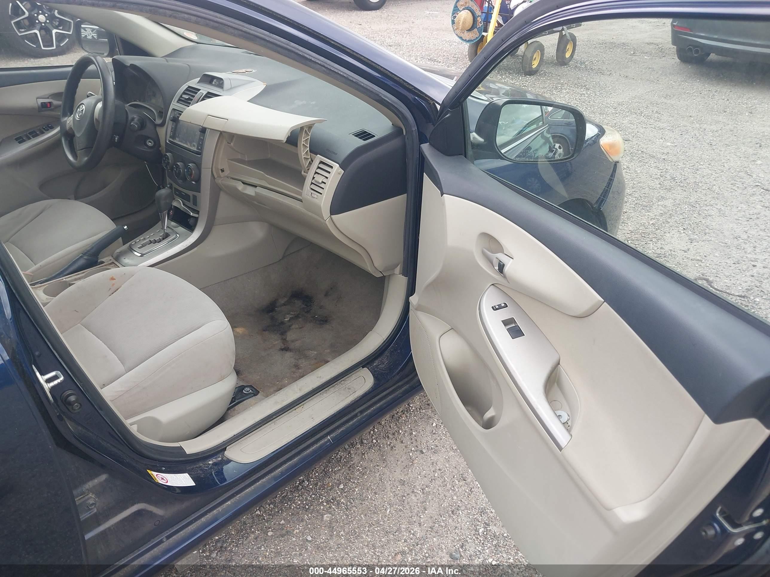 2013 Toyota Corolla Le Синий vin: JTDBU4EE8DJ115437