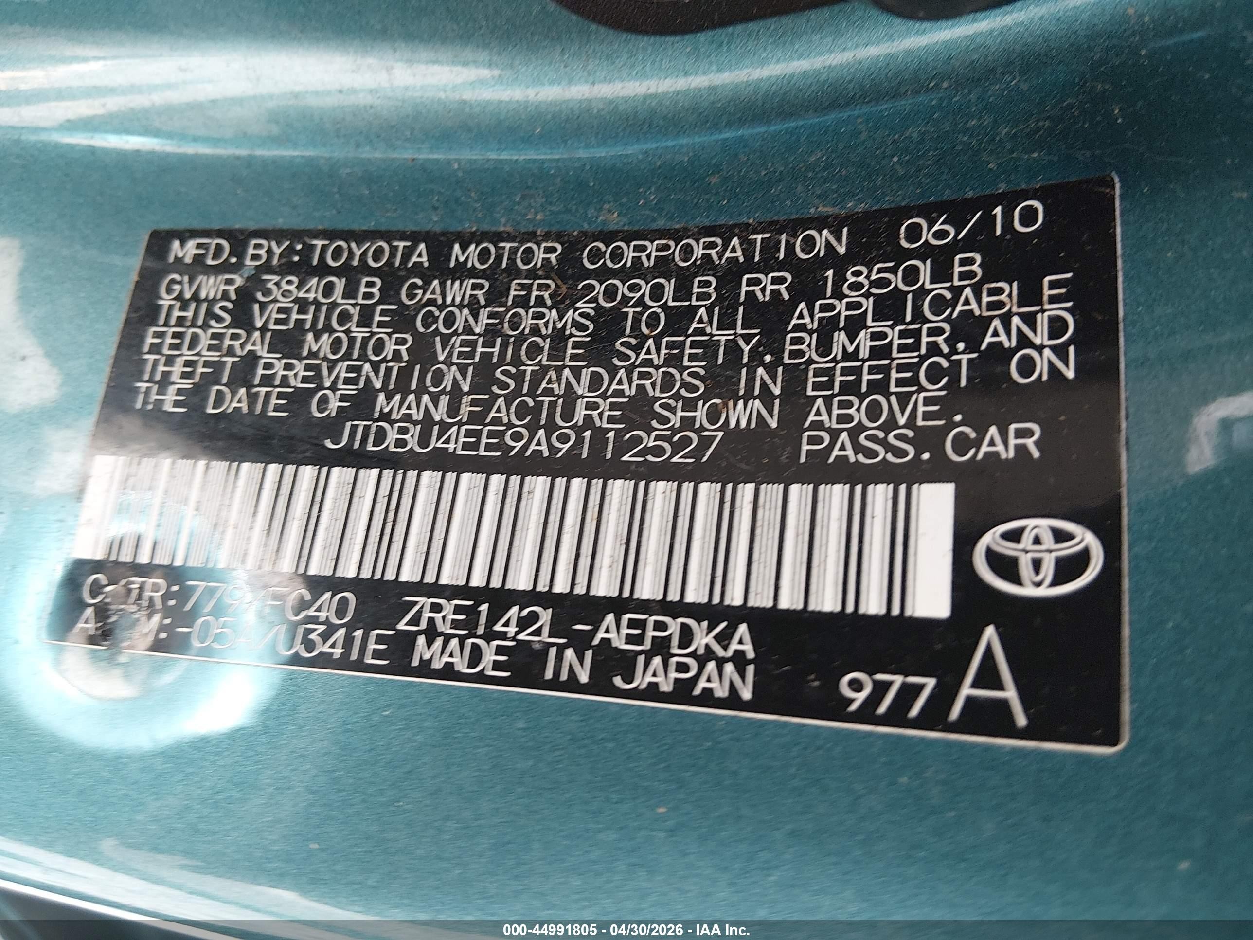 2010 Toyota Corolla Le Green vin: JTDBU4EE9A9112527