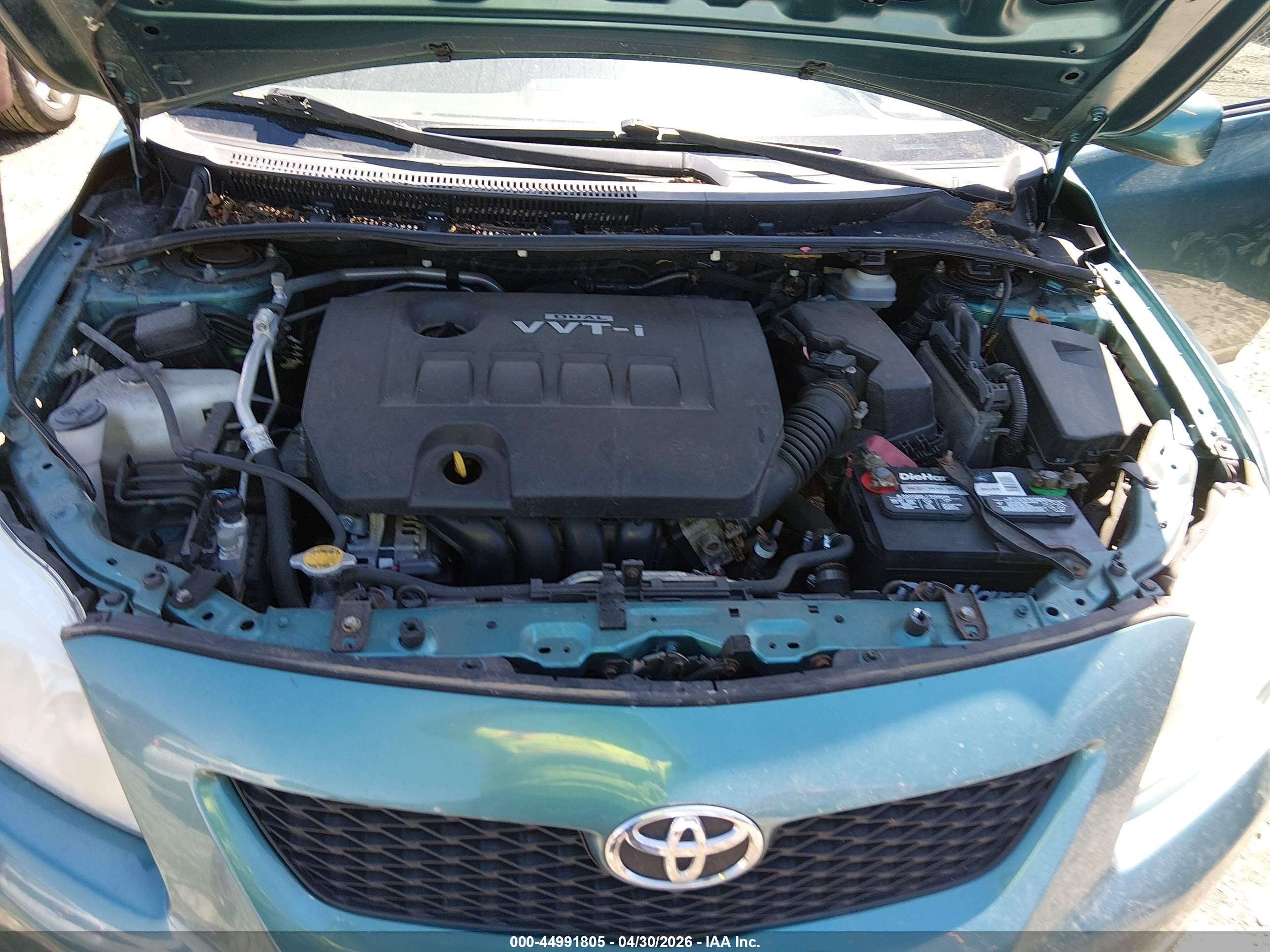 2010 Toyota Corolla Le Green vin: JTDBU4EE9A9112527