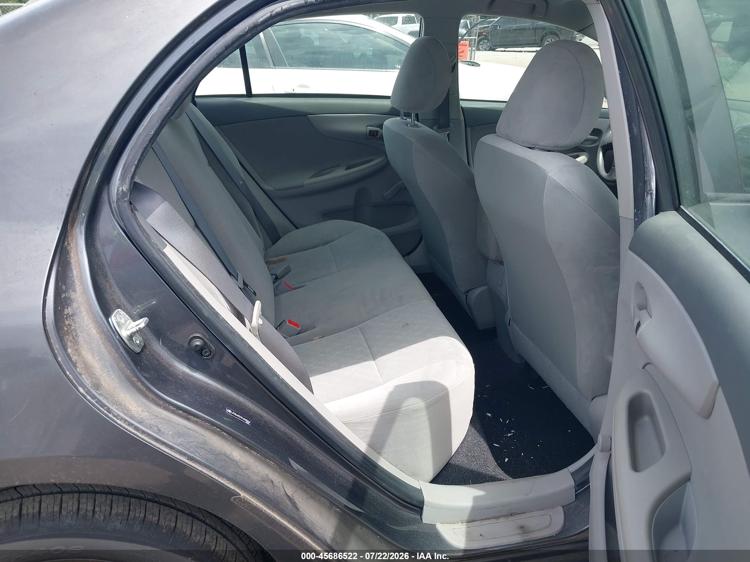 2010 Toyota Corolla   Серый vin: JTDBU4EE9AJ060024