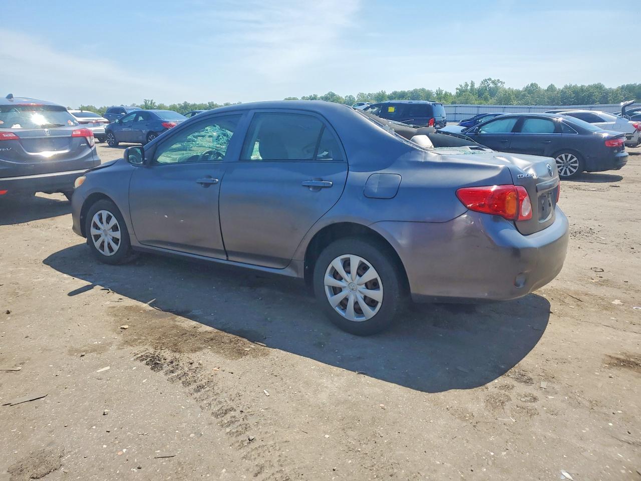 2010 Toyota Corolla Le Gray vin: JTDBU4EE9AJ065840