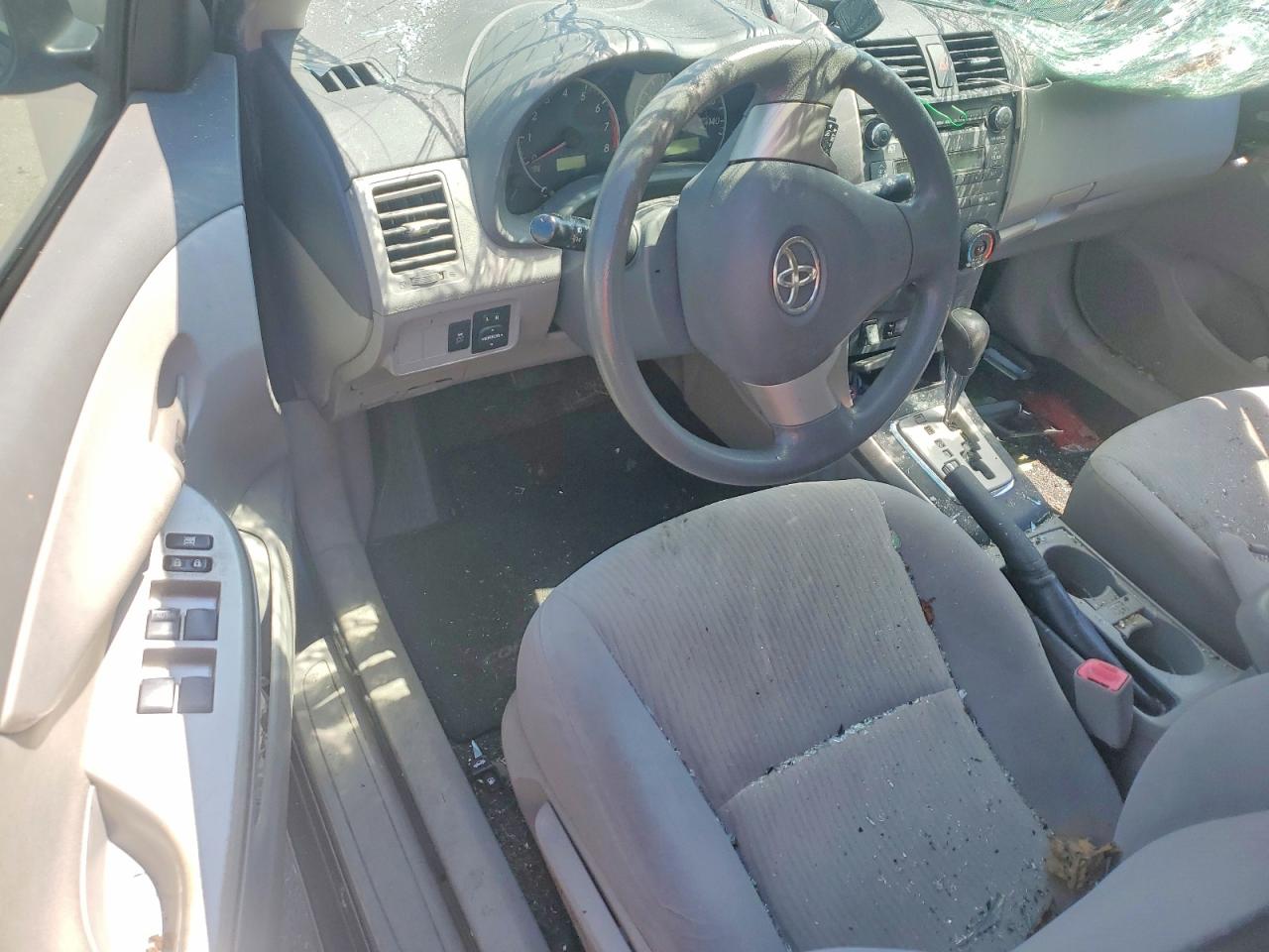 2010 Toyota Corolla Le Gray vin: JTDBU4EE9AJ065840