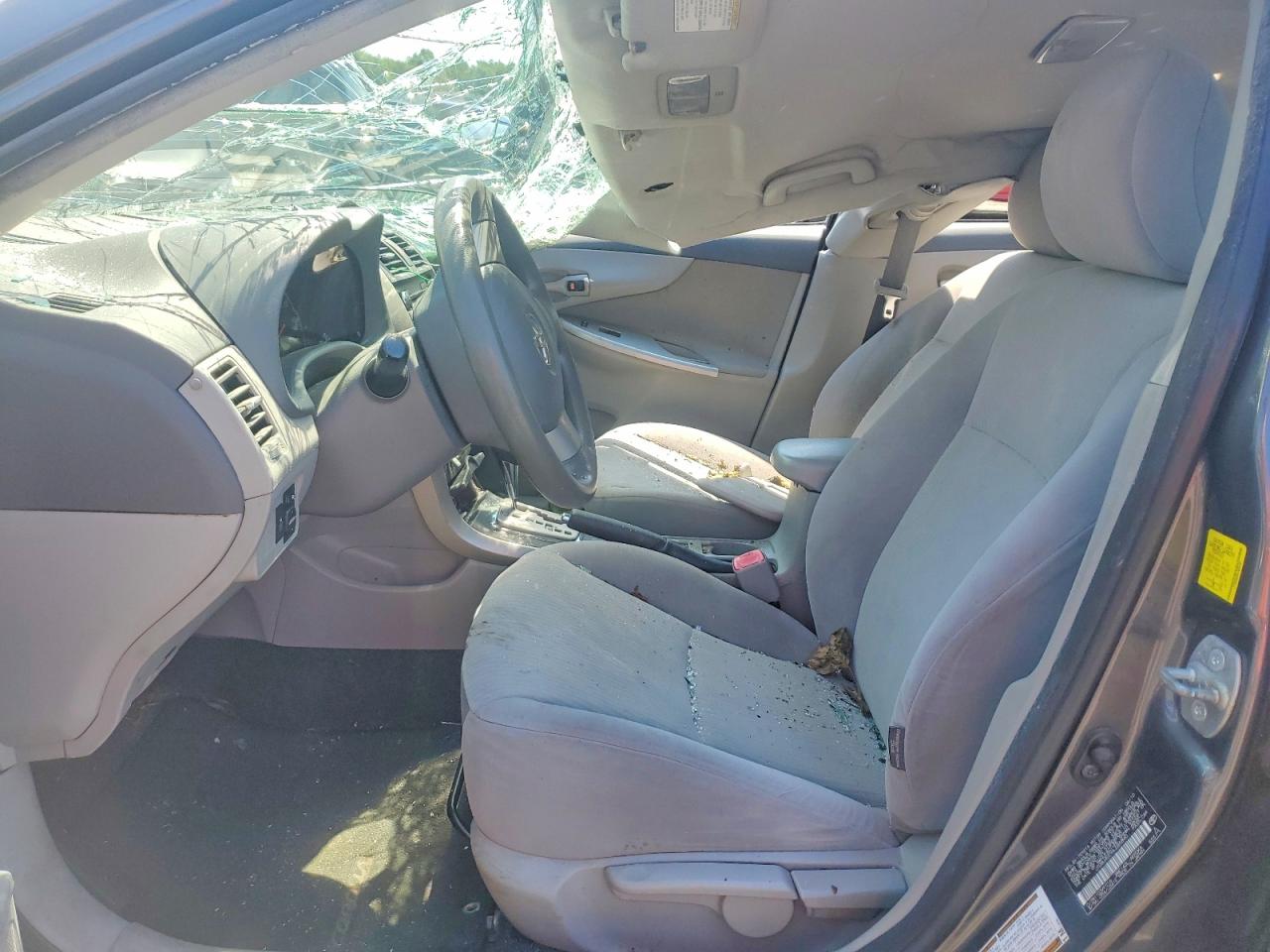 2010 Toyota Corolla Le Gray vin: JTDBU4EE9AJ065840