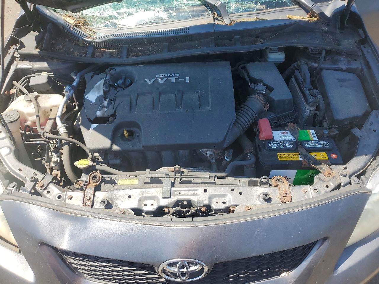 2010 Toyota Corolla Le Gray vin: JTDBU4EE9AJ065840