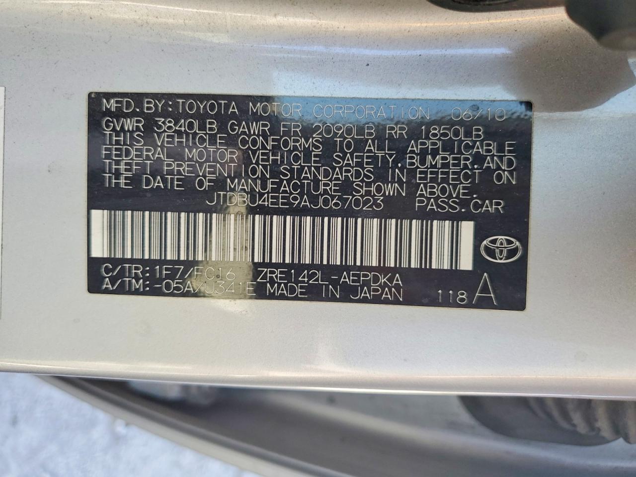 2010 Toyota Corolla Le Silver vin: JTDBU4EE9AJ067023