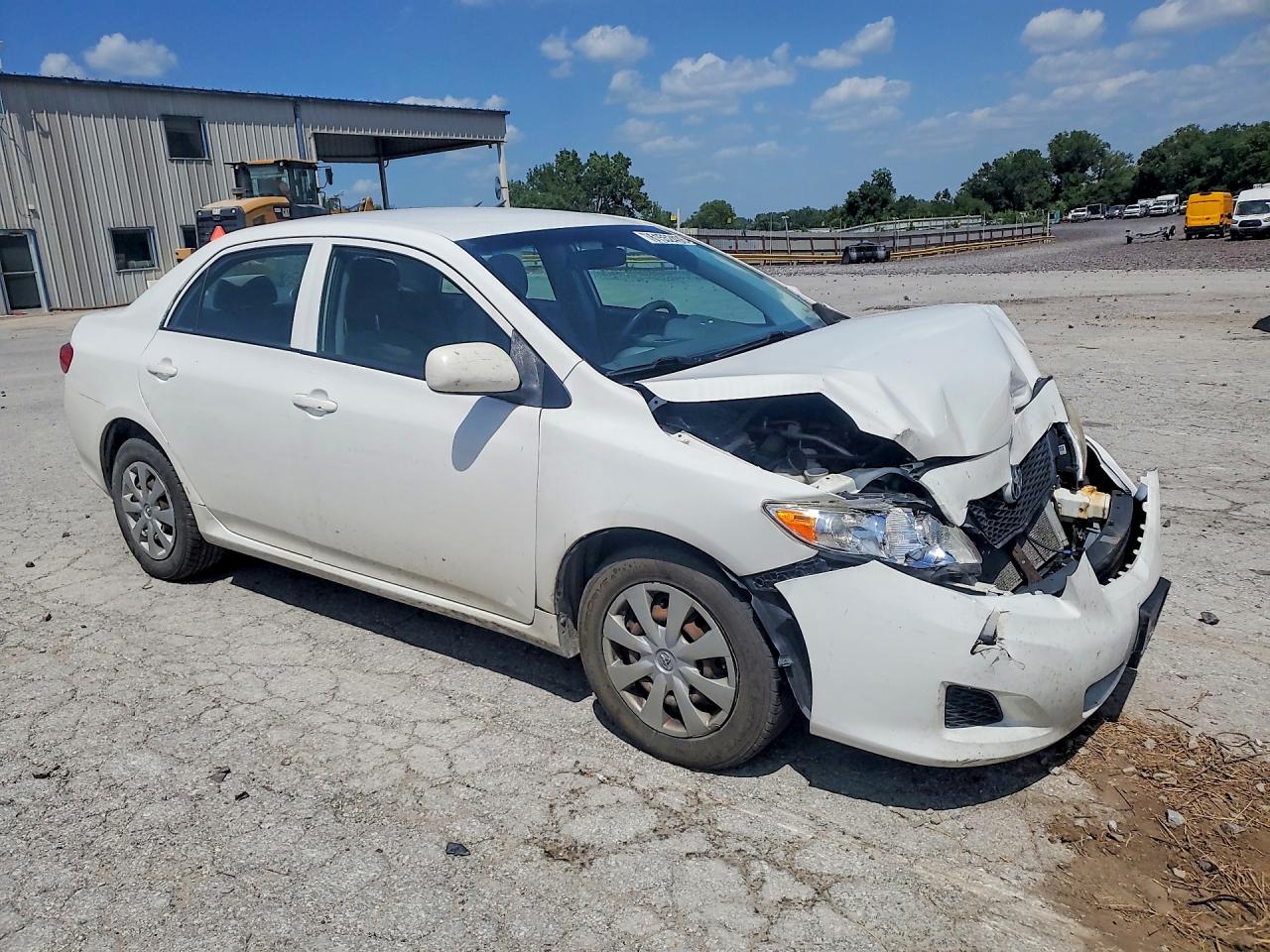 2010 Toyota Corolla Le White vin: JTDBU4EE9AJ074506