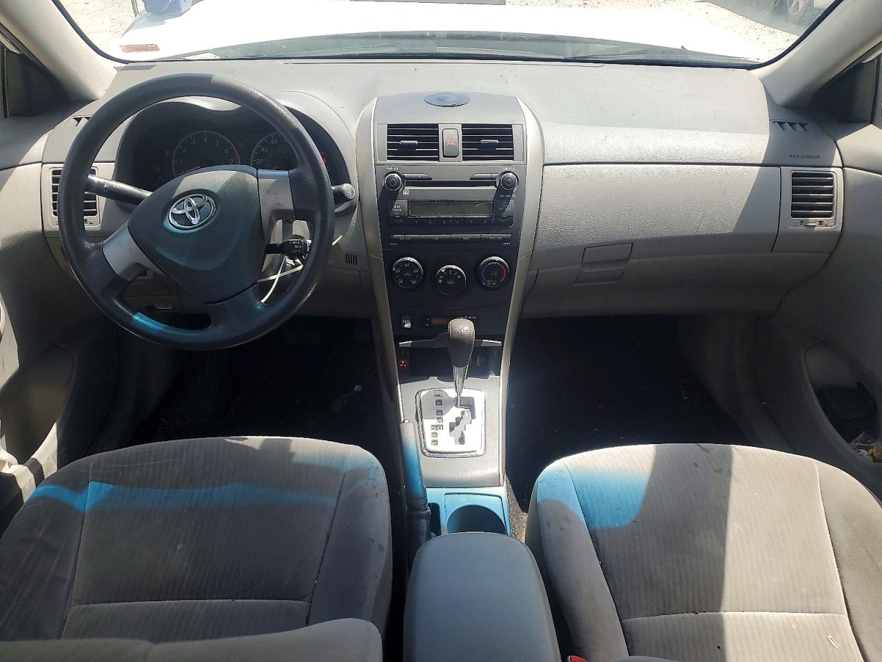 2010 Toyota Corolla Le White vin: JTDBU4EE9AJ074506