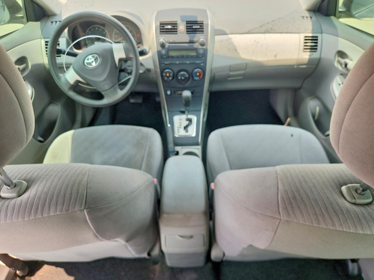 2010 Toyota Corolla Le Gray vin: JTDBU4EE9AJ082606