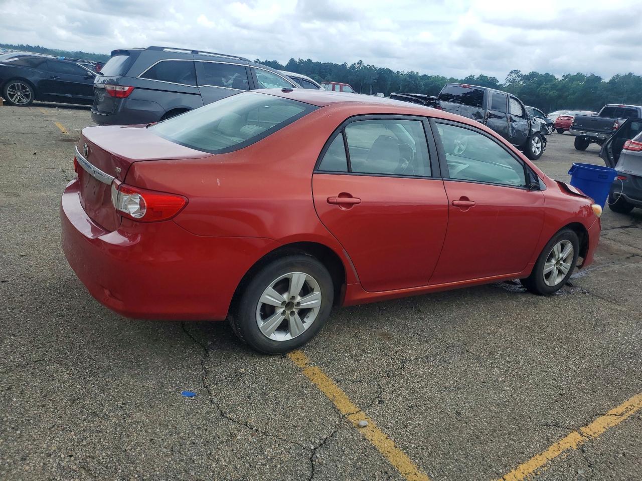 2011 Toyota Corolla Le Красный vin: JTDBU4EE9B9123626