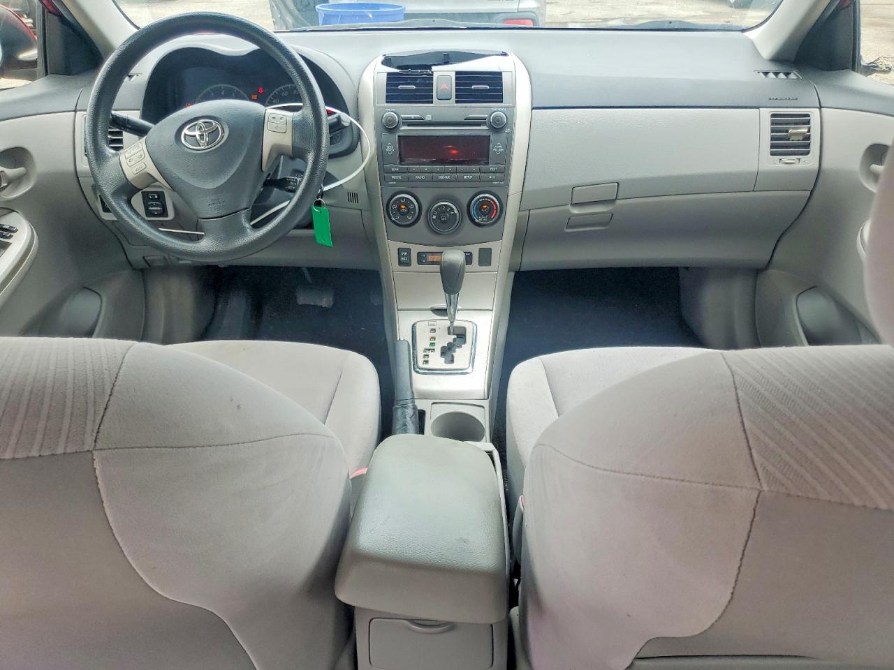 2011 Toyota Corolla Le Красный vin: JTDBU4EE9B9123626