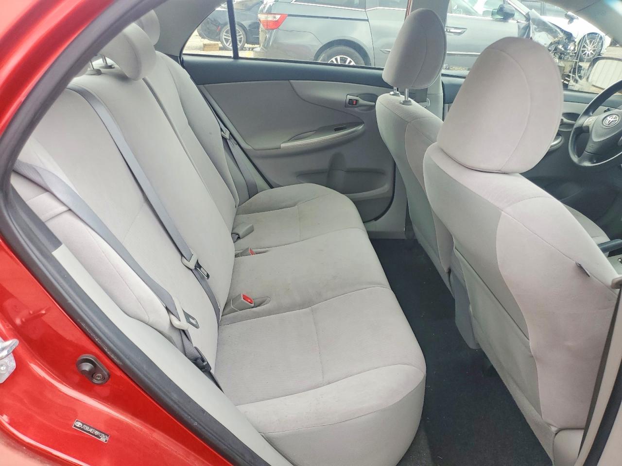 2011 Toyota Corolla Le Красный vin: JTDBU4EE9B9123626