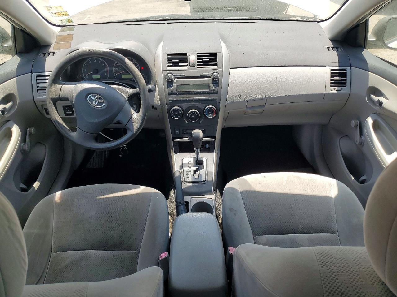2011 Toyota Corolla Base White vin: JTDBU4EE9B9143262