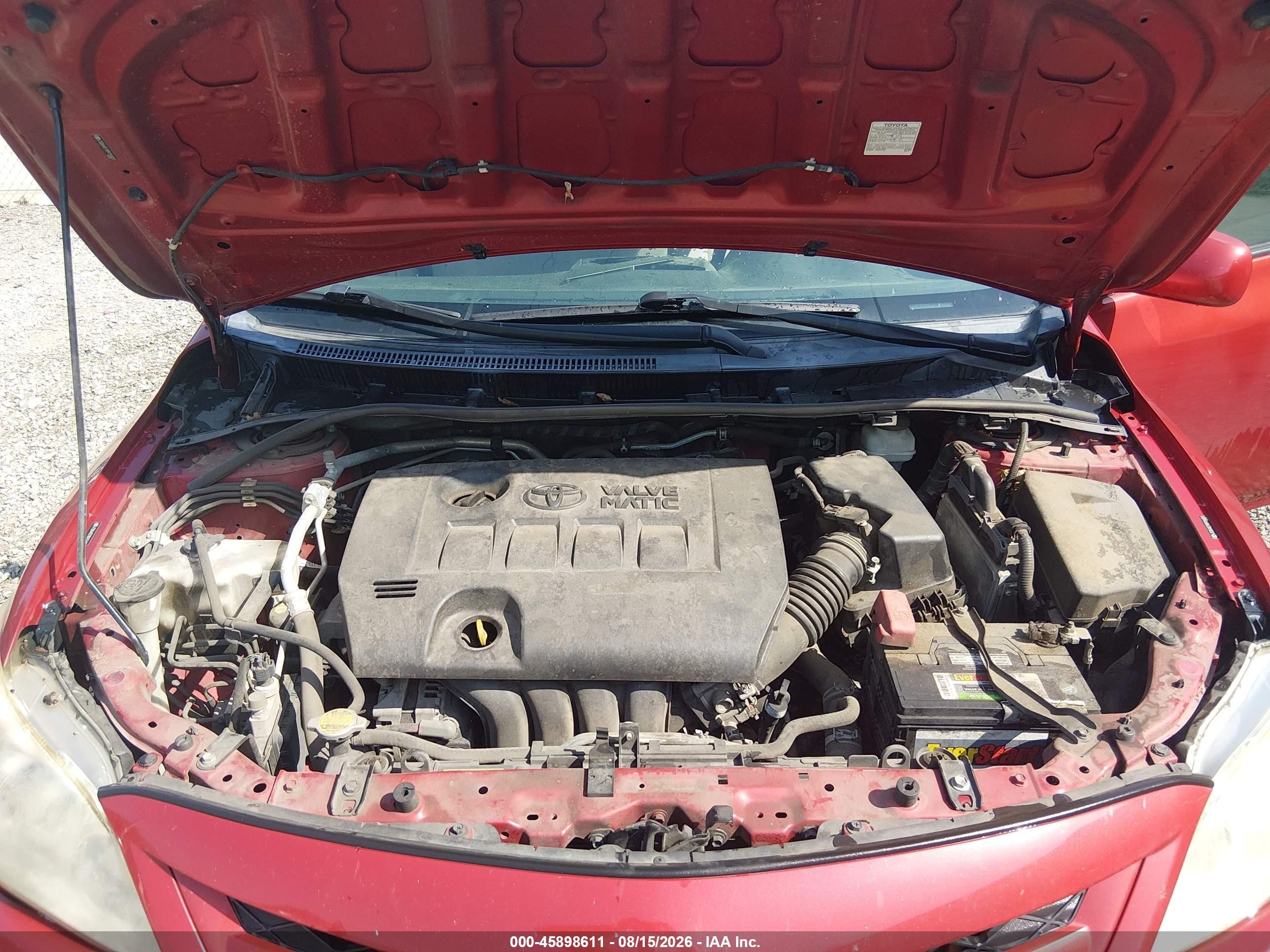 2011 Toyota Corolla Le Red vin: JTDBU4EE9B9156822