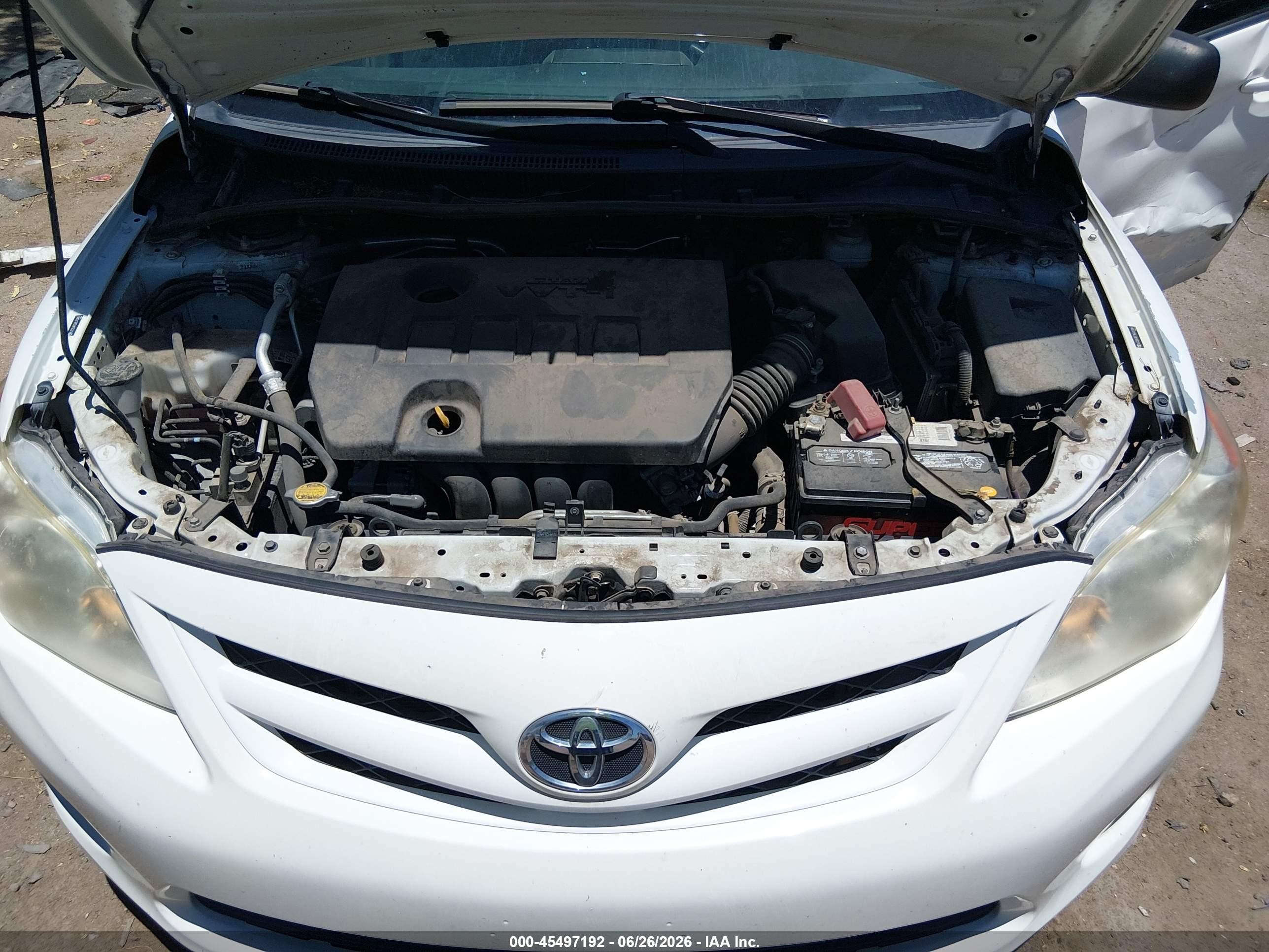 2011 Toyota Corolla Le White vin: JTDBU4EE9BJ104461