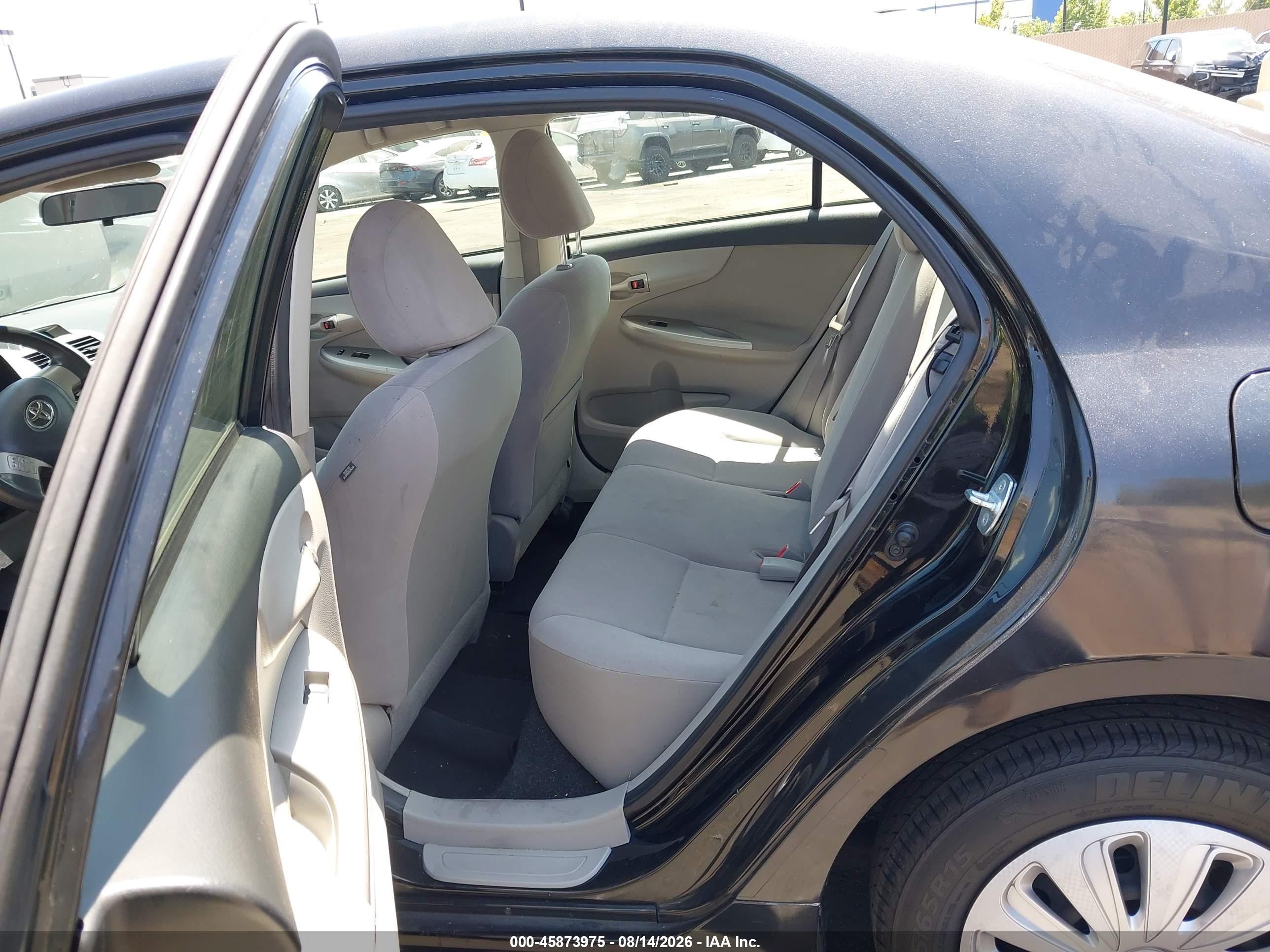 2012 Toyota Corolla Le Gray vin: JTDBU4EE9C9172634