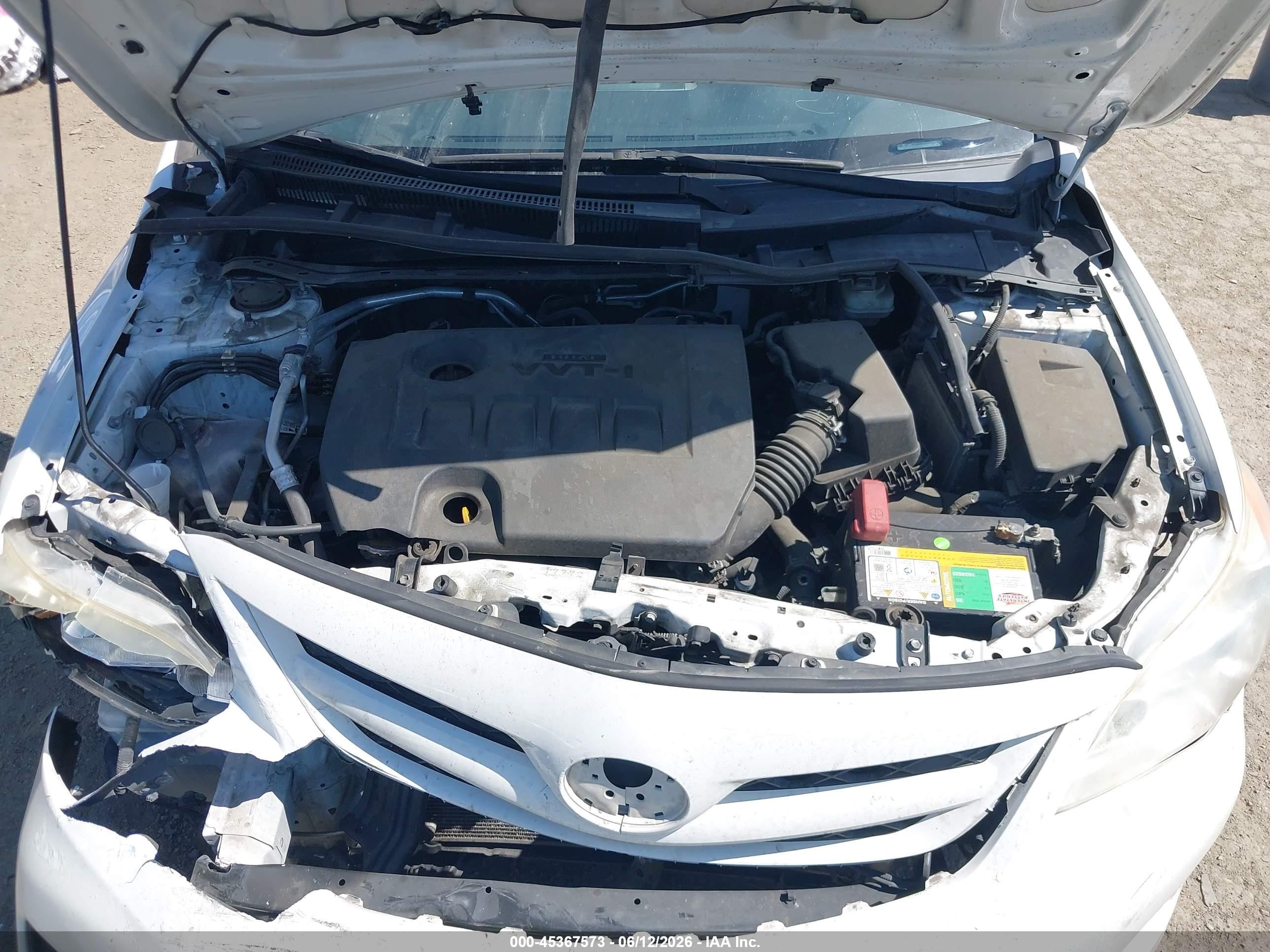 2012 Toyota Corolla Le White vin: JTDBU4EE9C9176196