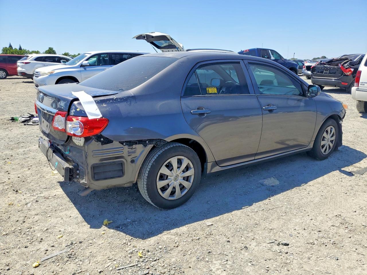 2013 Toyota Corolla L Charcoal vin: JTDBU4EE9DJ115639